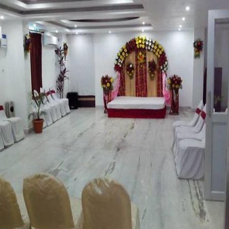 Hotel Sun View Dispur Bagian luar foto