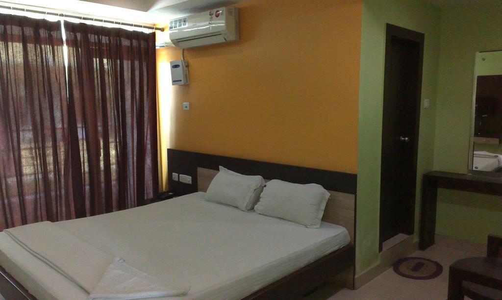 Hotel Sun View Dispur Ruang foto